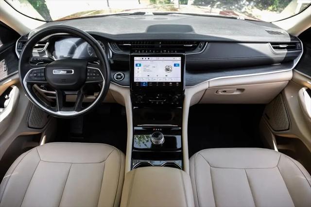 2022 Jeep Grand Cherokee Limited 4x2