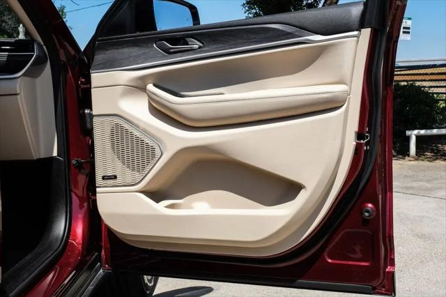2022 Jeep Grand Cherokee Limited 4x2