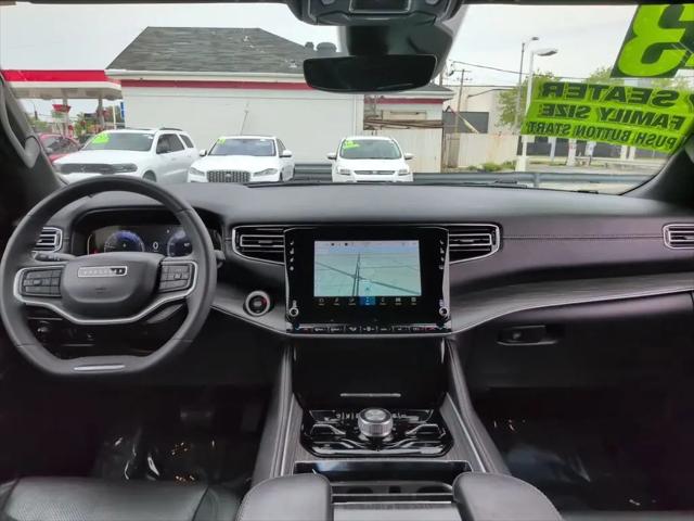 2023 Jeep Wagoneer Series III 4x4