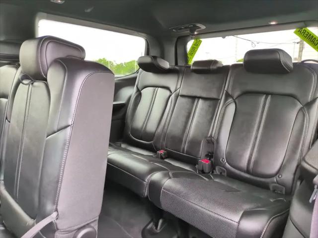 2023 Jeep Wagoneer Series III 4x4