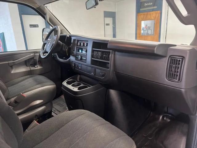 2024 GMC Savana Cargo RWD 2500 Regular Wheelbase Work Van