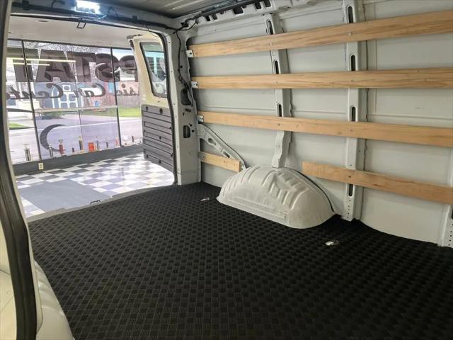 2024 GMC Savana Cargo RWD 2500 Regular Wheelbase Work Van