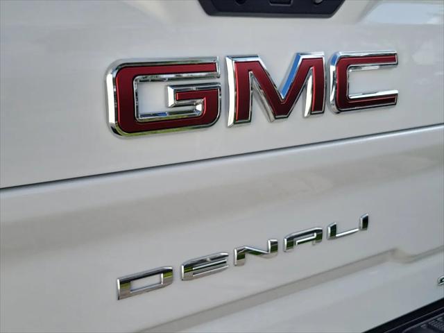 2026 GMC Sierra 2500HD Crew Cab, Standard Bed, Denali, 4WD