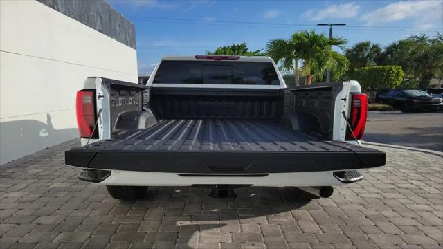 2026 GMC Sierra 2500HD Crew Cab, Standard Bed, Denali, 4WD