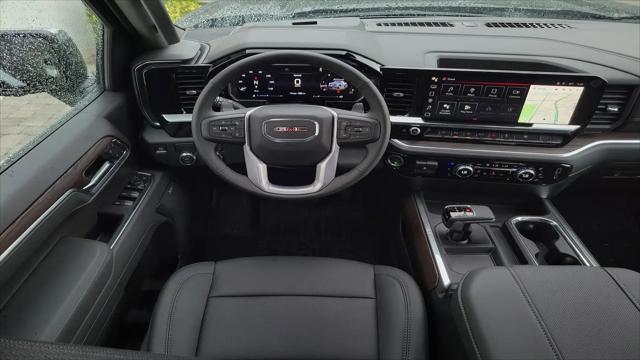 2026 GMC Sierra 1500 Crew Cab, Short Bed, SLT, RWD