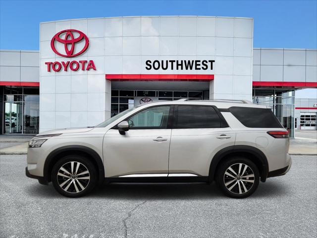 2025 Nissan Pathfinder Platinum 4WD