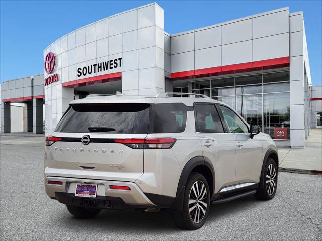 2025 Nissan Pathfinder Platinum 4WD