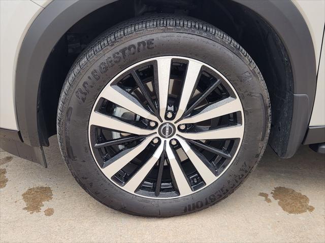 2025 Nissan Pathfinder Platinum 4WD
