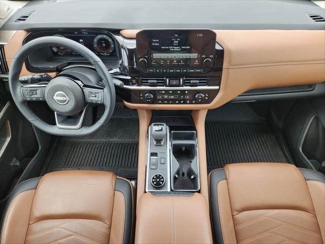 2025 Nissan Pathfinder Platinum 4WD