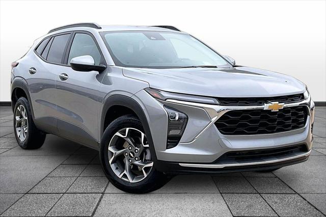 2025 Chevrolet Trax FWD LT