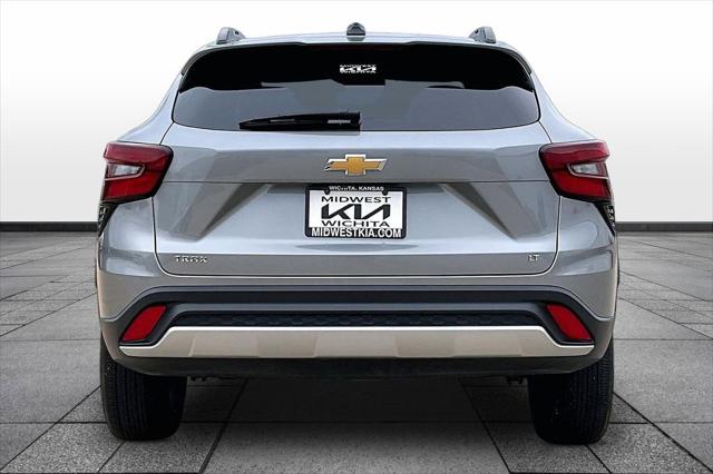 2025 Chevrolet Trax FWD LT