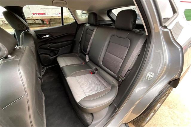 2025 Chevrolet Trax FWD LT