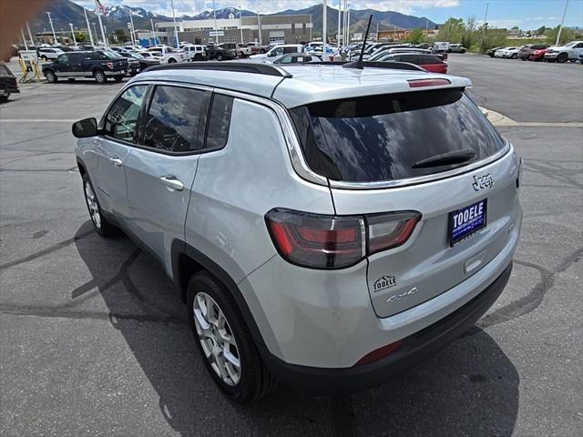 2024 Jeep Compass Latitude Lux FWD