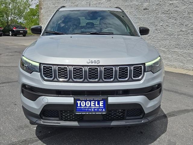 2024 Jeep Compass Latitude Lux FWD