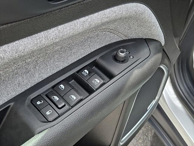 2024 Jeep Compass Latitude Lux FWD
