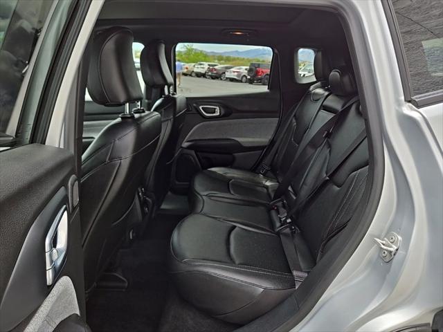 2024 Jeep Compass Latitude Lux FWD