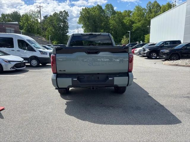 2026 Toyota Tundra Platinum CrewMax 5.5' Bed