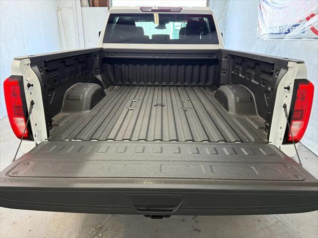 2026 GMC Sierra 2500HD Crew Cab, Standard Bed, Pro, 4WD