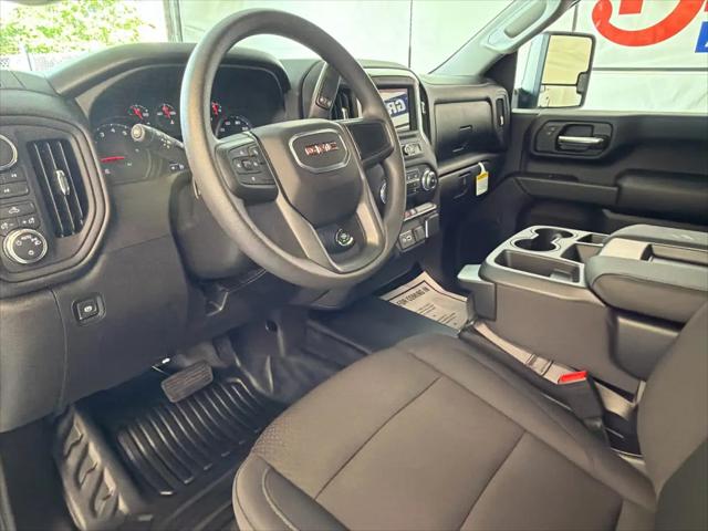 2026 GMC Sierra 2500HD Crew Cab, Standard Bed, Pro, 4WD