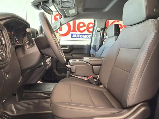 2026 GMC Sierra 2500HD Crew Cab, Standard Bed, Pro, 4WD