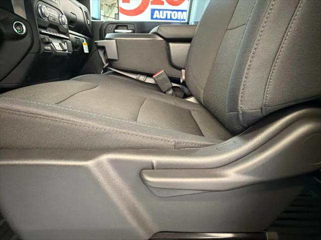 2026 GMC Sierra 2500HD Crew Cab, Standard Bed, Pro, 4WD