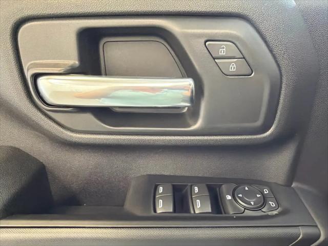 2026 GMC Sierra 2500HD Crew Cab, Standard Bed, Pro, 4WD