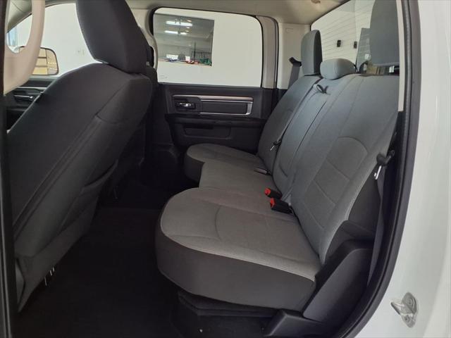 2022 Ram 1500 Classic SLT Crew Cab 4x2 5'7" Box