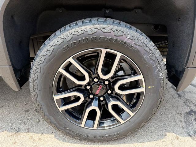 2026 GMC Sierra 1500 Crew Cab, Short Bed, AT4, 4WD