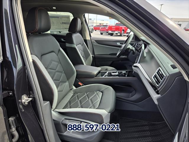 2026 Volkswagen Atlas Peak Edition