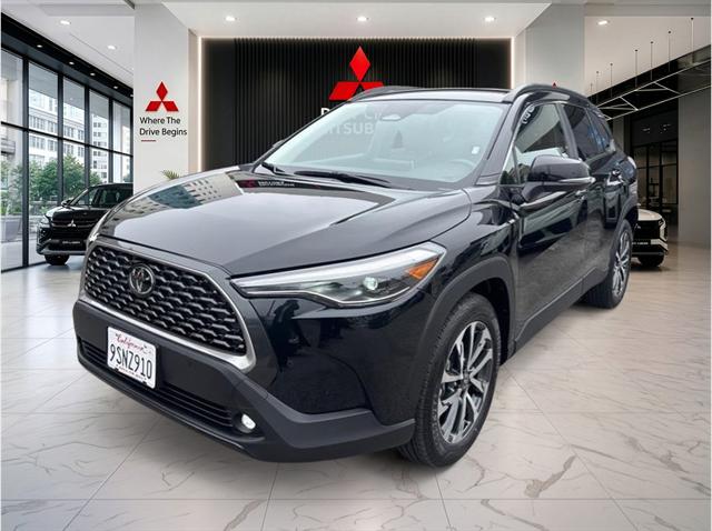 2025 Toyota Corolla Cross XLE