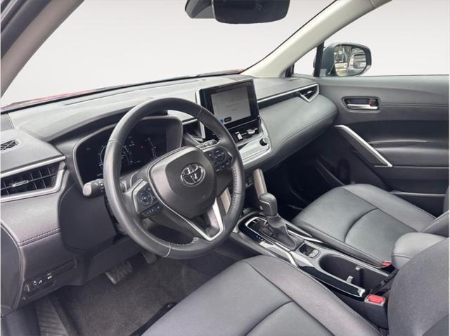 2025 Toyota Corolla Cross XLE