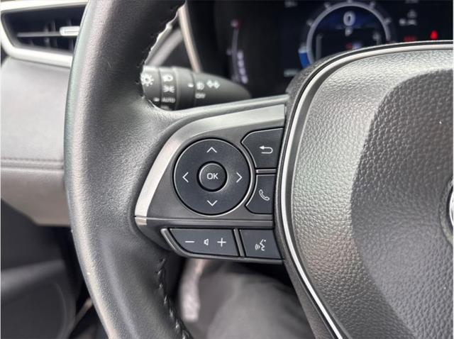 2025 Toyota Corolla Cross XLE