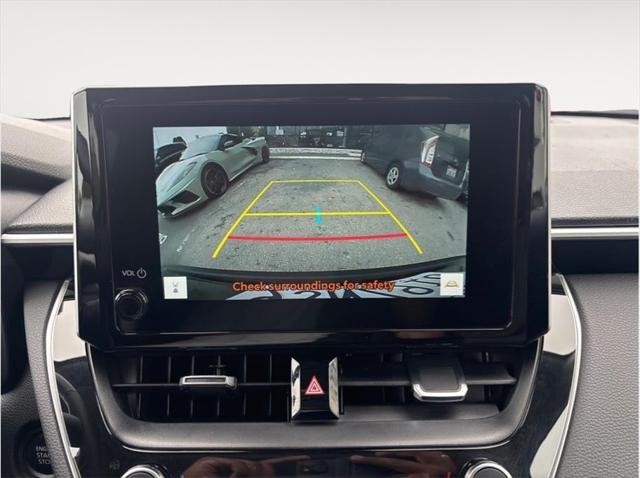 2025 Toyota Corolla Cross XLE