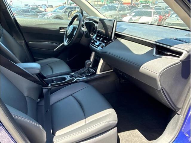 2025 Toyota Corolla Cross XLE