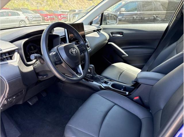 2025 Toyota Corolla Cross XLE
