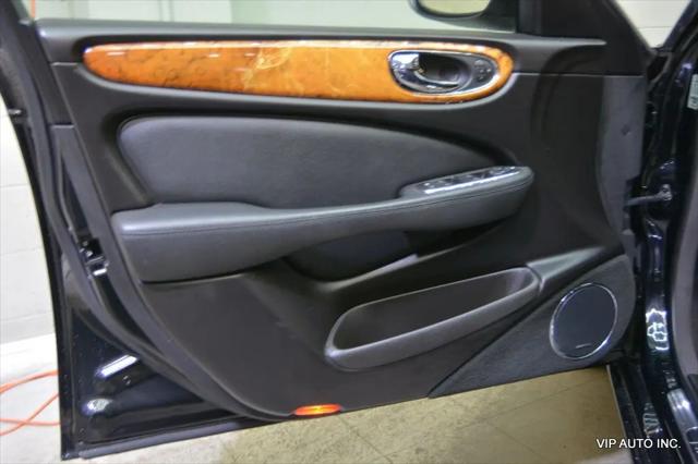 2004 Jaguar XJ XJR