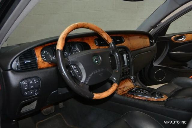 2004 Jaguar XJ XJR