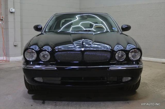 2004 Jaguar XJ XJR