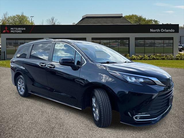 2024 Toyota Sienna XLE