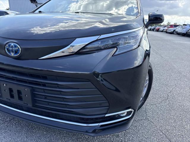 2024 Toyota Sienna XLE
