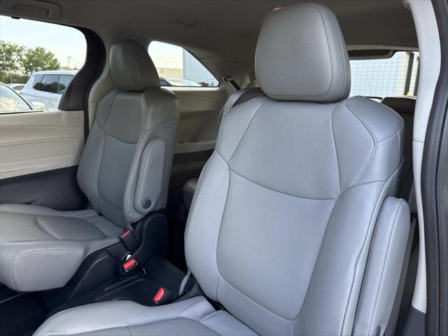 2024 Toyota Sienna XLE