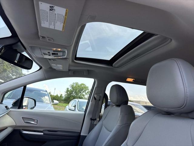 2024 Toyota Sienna XLE
