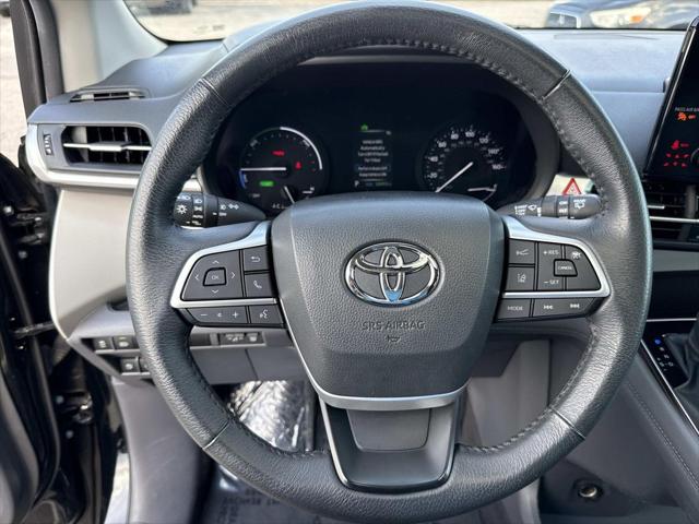 2024 Toyota Sienna XLE