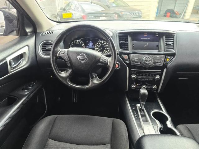 2020 Nissan Pathfinder SV 2WD