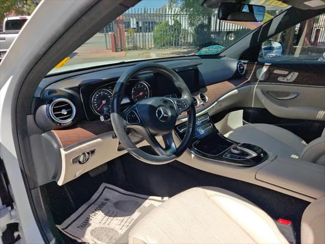 2017 Mercedes-Benz E-CLASS E 300 E 300