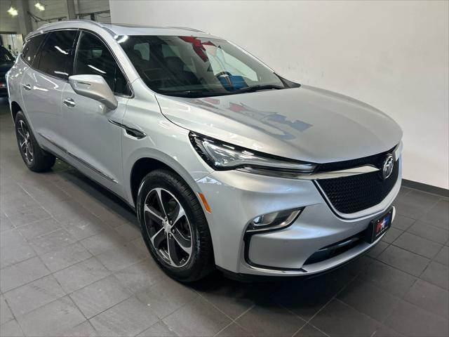 2022 Buick Enclave AWD Essence