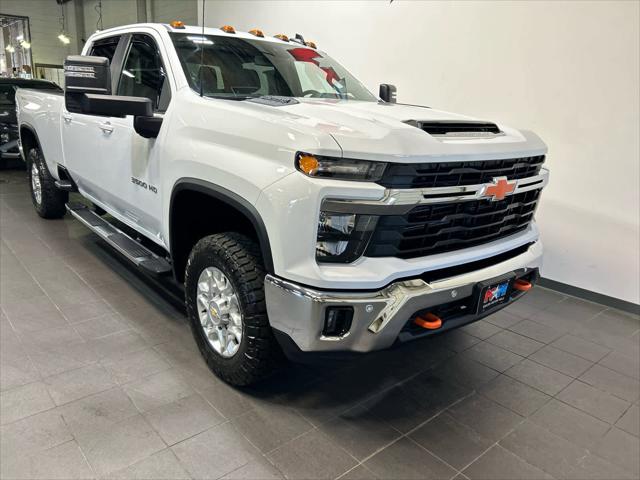 2025 Chevrolet Silverado 3500HD 4WD Crew Cab Long Bed LT 2025 Chevrolet Silverado 3500HD 4WD Crew Cab Long Bed LT