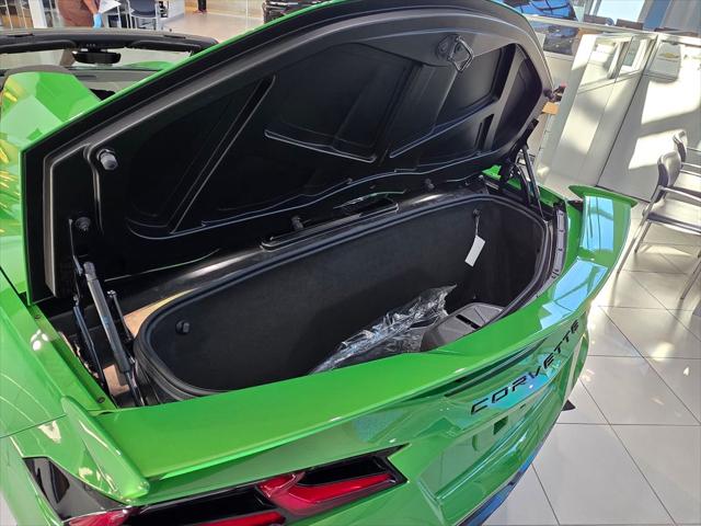 2026 Chevrolet Corvette Stingray Convertible, 2LT, RWD