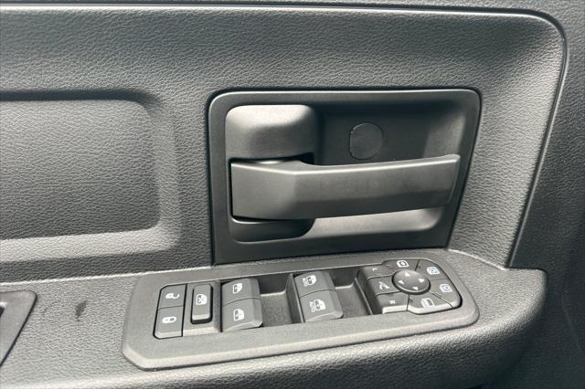 2026 Ram 2500 Black Express Crew Cab 4x4 64 Box