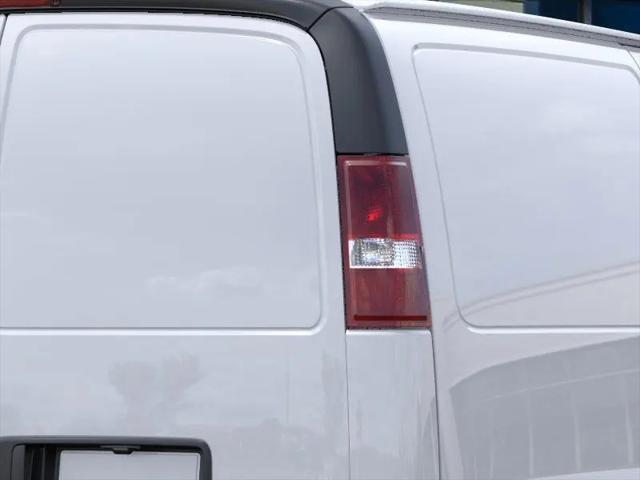 2026 Chevrolet Express Cargo Van 2500 Regular Wheelbase, WT, RWD